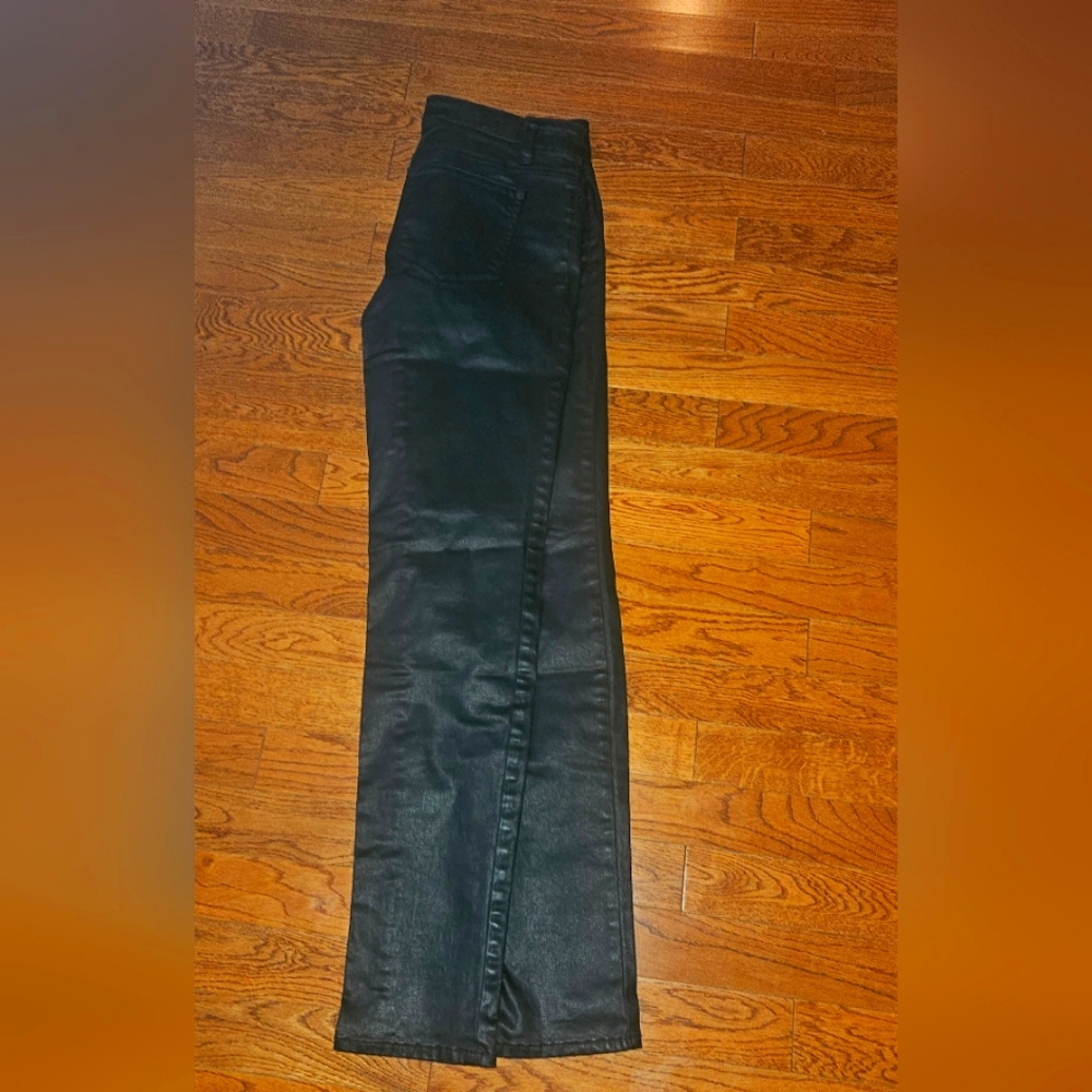 Woman One Of A Kind Skinny Pans Made By ELSE. Size 27. 98% Cotton 2% Spandex